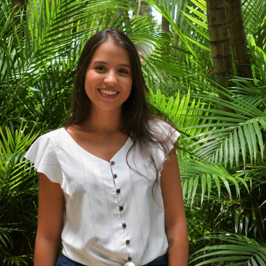 About 19 beatriz-araujo